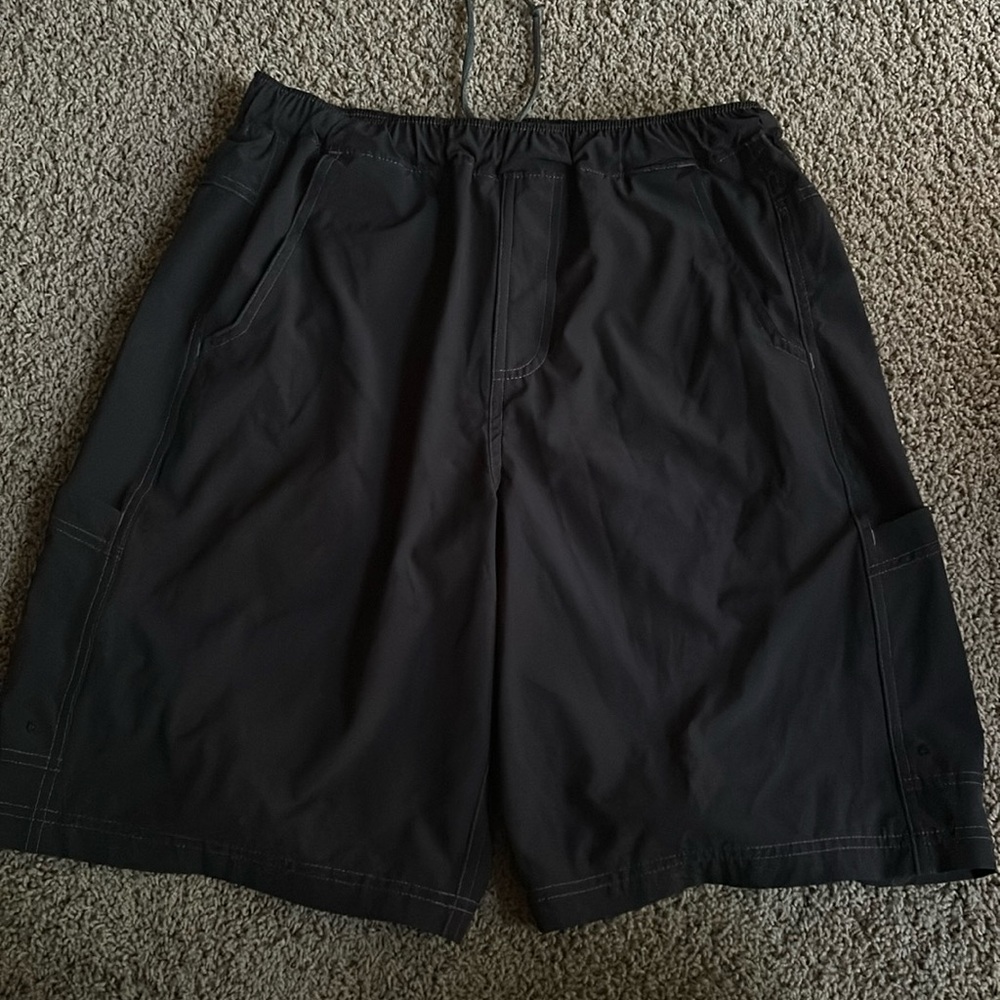 Magellan Outdoors men’s M shorts